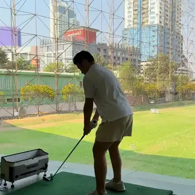 杨东语